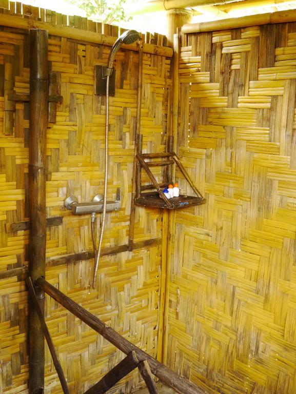 Charlie Hut Bungalow 渡假村