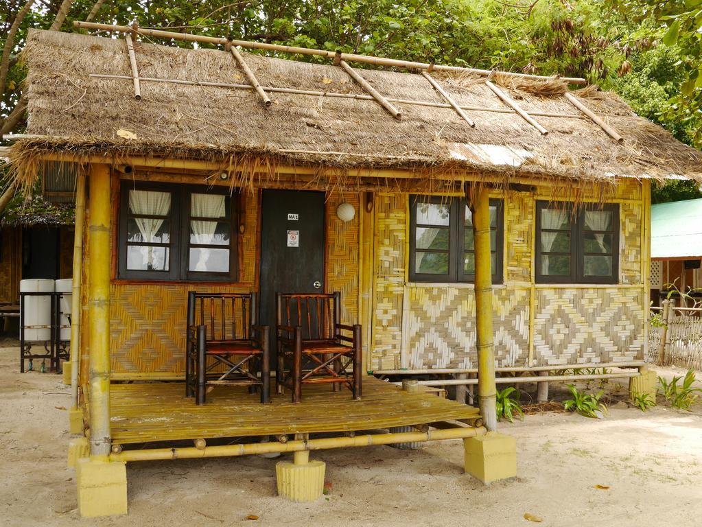 Resort Charlie Hut Bungalow Ko Phi Phi