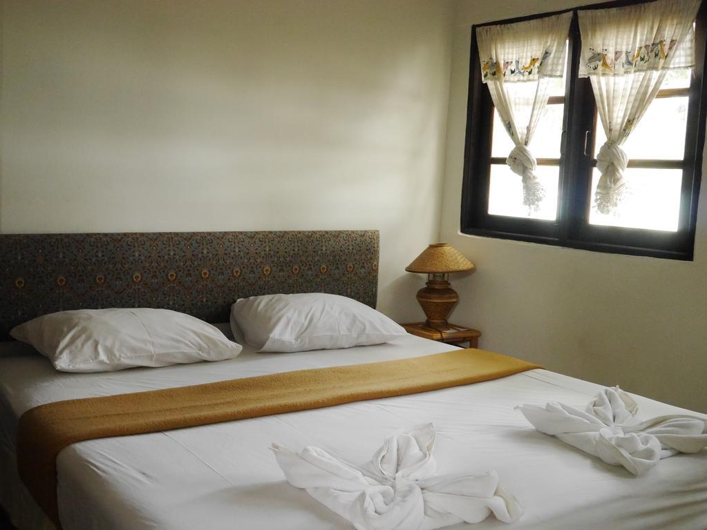 Charlie Hut Bungalow Ko Phi Phi