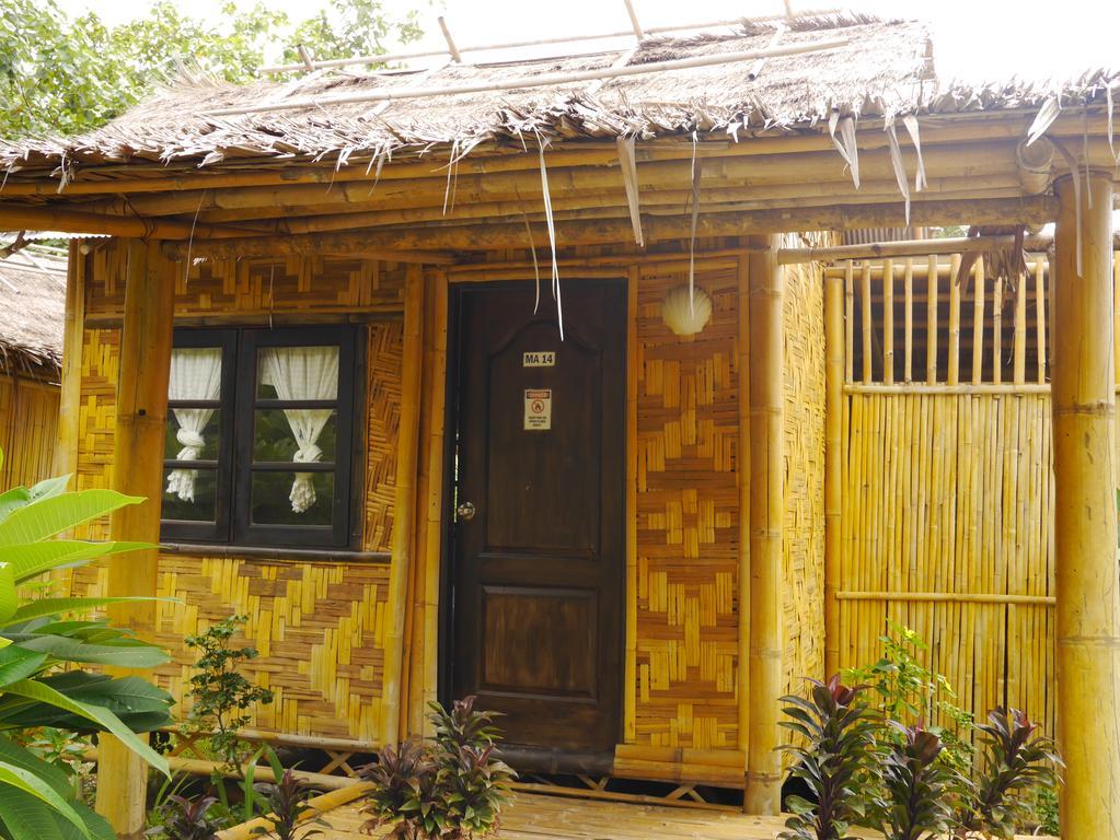 Charlie Hut Bungalow 2* Ko Phi Phi
