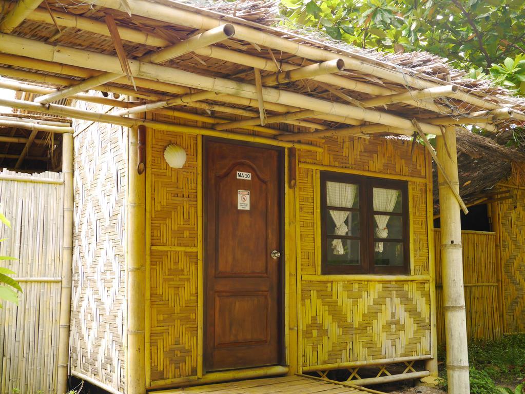Charlie Hut Bungalow