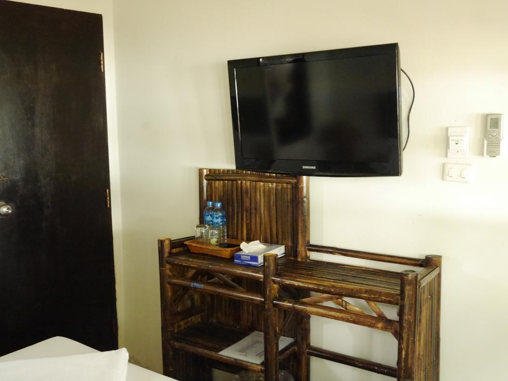 Charlie Hut Bungalow 渡假村 2*