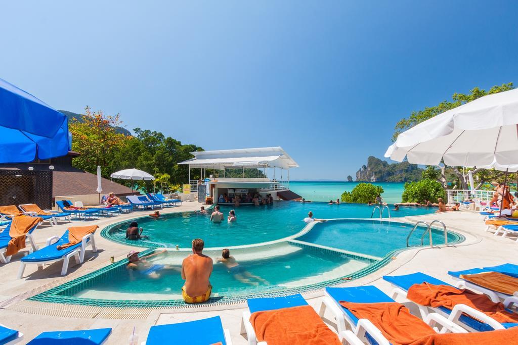 Resort Charlie Hut Bungalow 2*